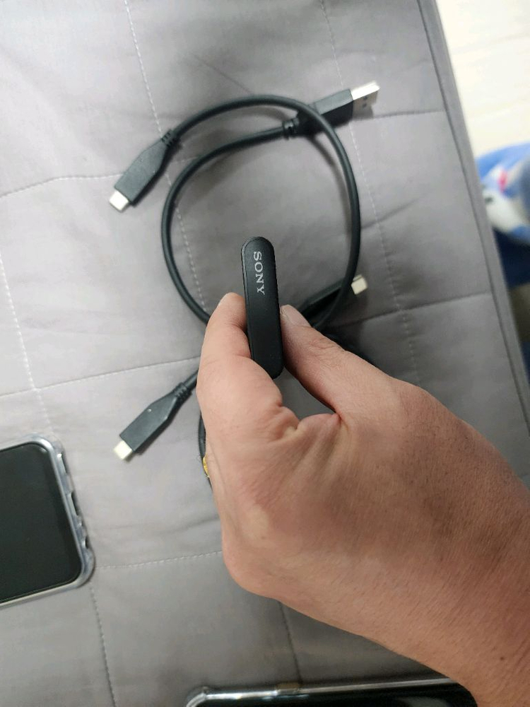 포터블 소니 ssd 960기가 외장하드입니다모델명은 SL-e1 960기가입니다--3