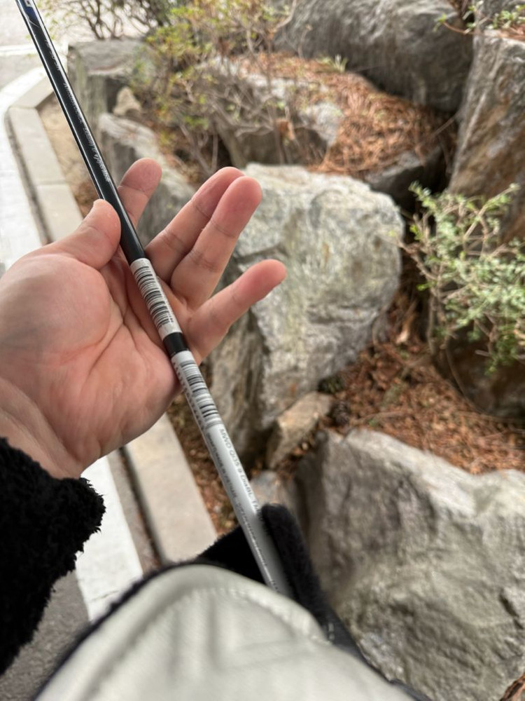 테일러메이드 qi35 드라이버 판매합니다--1