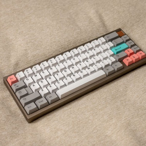 커스텀 기계식 키보드 판매 / 65배열 / 한달사용 / KV1-65
