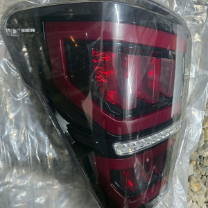 좌측 렉스턴 LED후미등(렉스턴튜닝등)