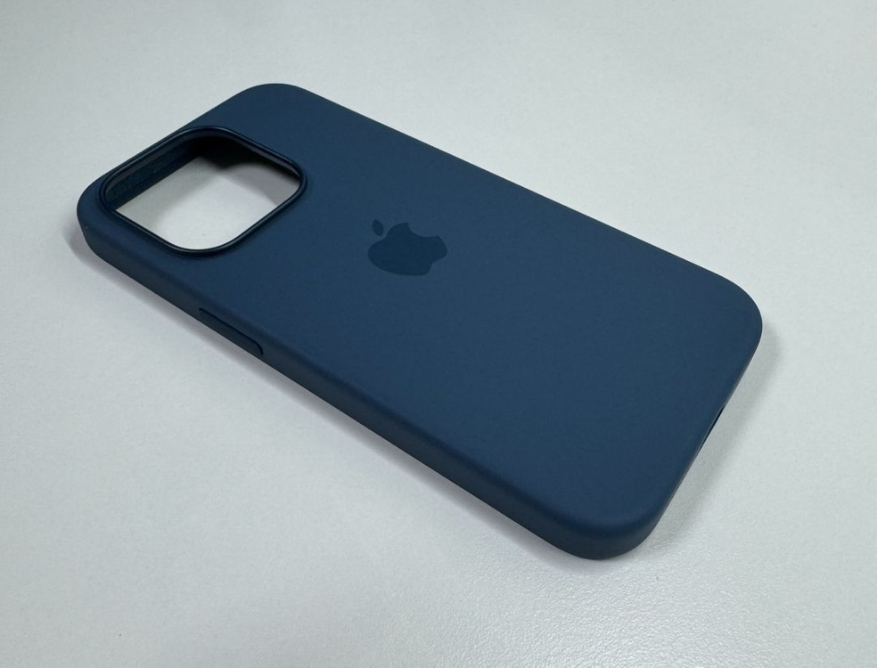 아이폰15프로 스톰블루 정품 실리콘케이스--2