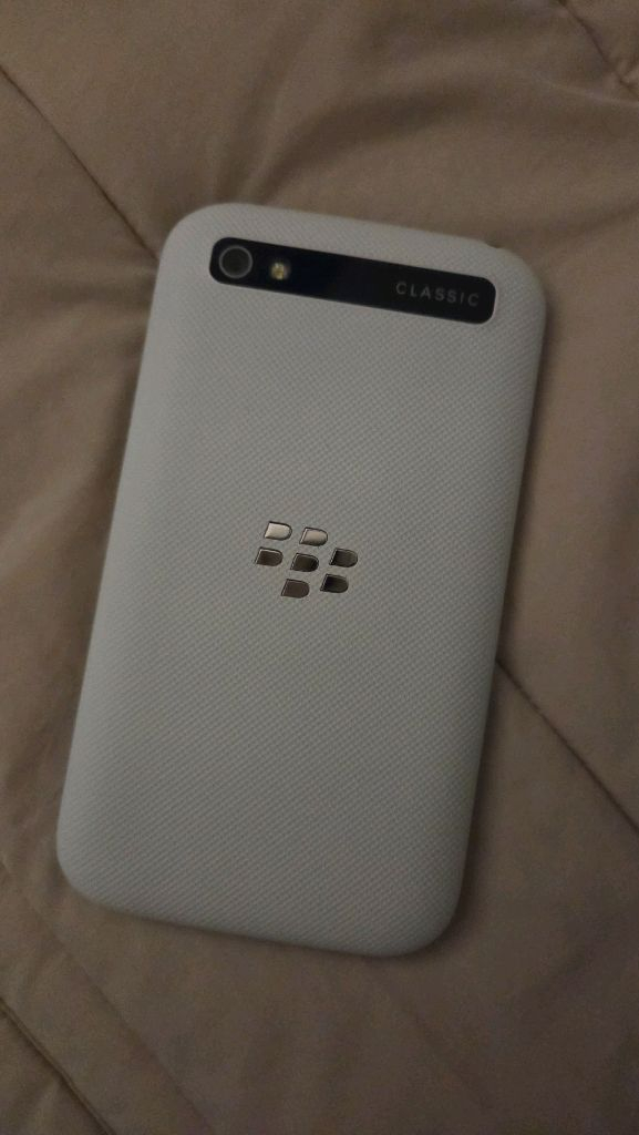 블랙베리클래식 Q20 아라빅--1