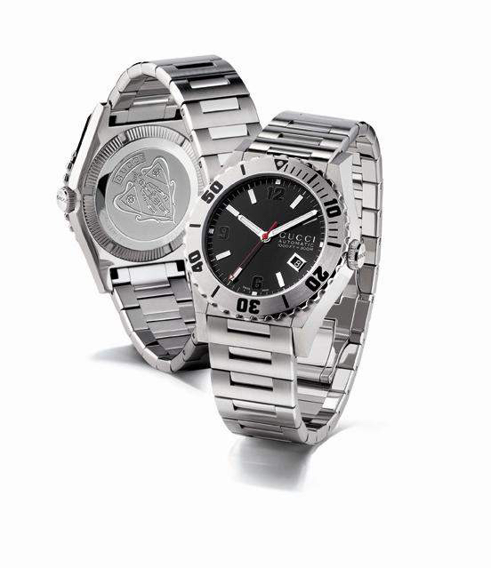 구찌 오토매틱 다이버 시계 판테온(YA115211)--1