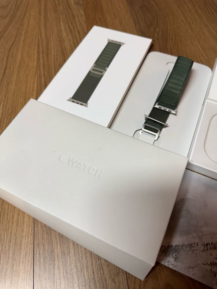 애플워치 울트라1 49mm 티타늄 셀룰러 풀박스 + 추가 스트랩 다수--2