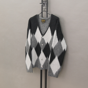 OUTSTANDING 아웃스탠딩 모헤어 블렌드 아가일 샤기가디건L 100~105 니들스 모헤어가디건 울가디건 다이아