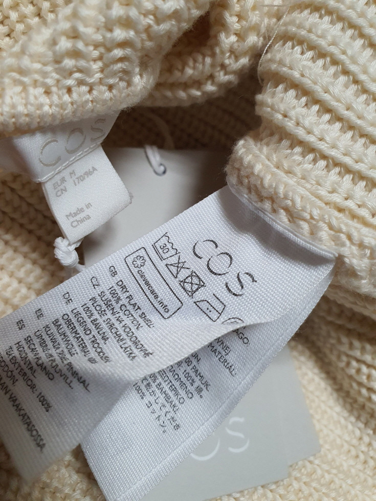 코스 COS 컷아웃 트위스트 박시핏 니트 M 사이즈 새상품 정품--8