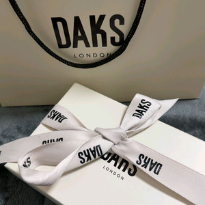 닥스 버킹엄 베이지 소가죽3단 반지갑 새상품