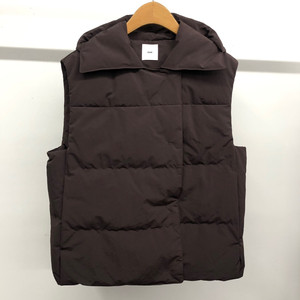 구호 24 라이트 다운 후드 패딩 베스트 55