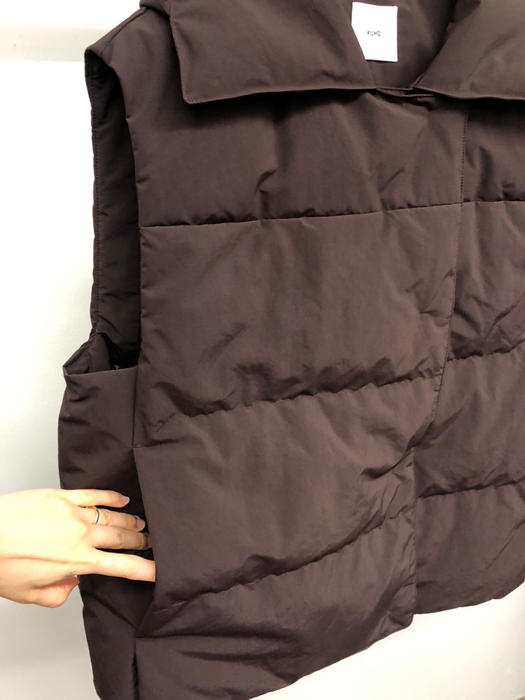 구호 24 라이트 다운 후드 패딩 베스트 55--3