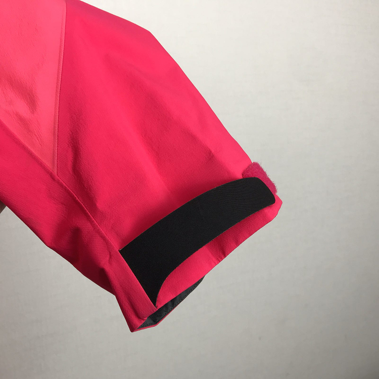 아크테릭스 고어텍스 바람막이 자켓 여성S 이미지