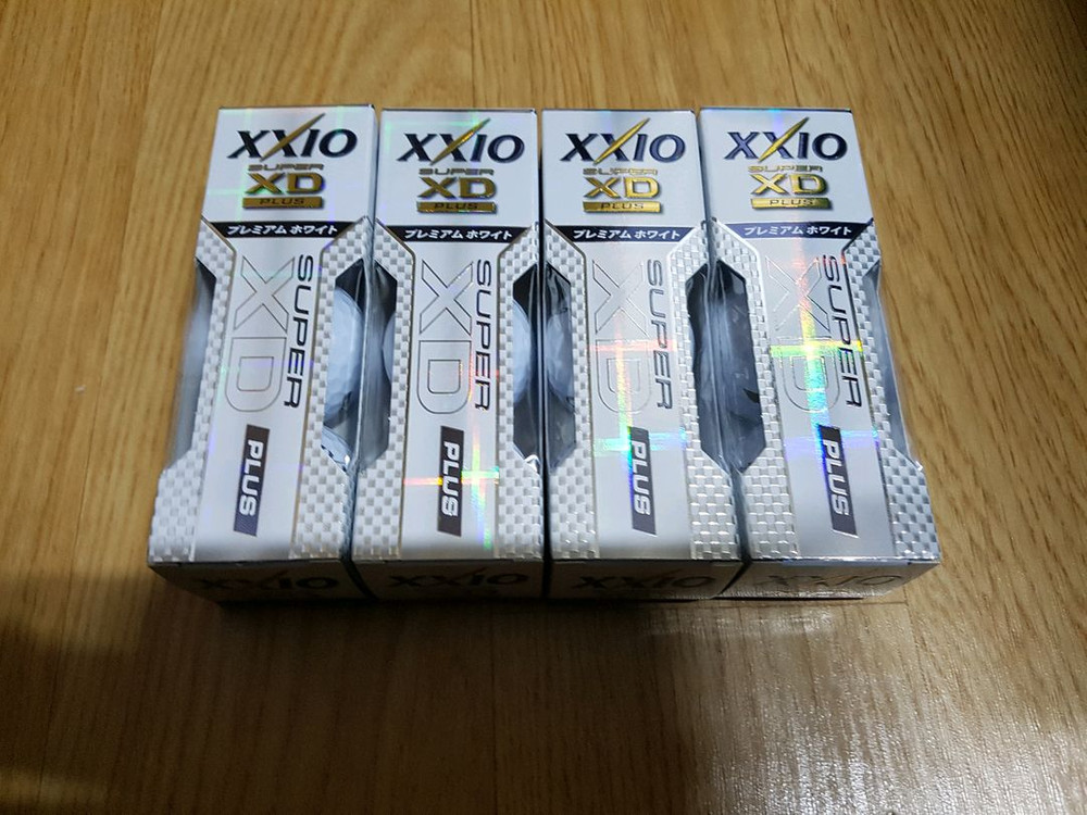 스포츠용품 : 골프공(타이틀리스트, 캘러웨이 등), 농구공, 모자 등--3