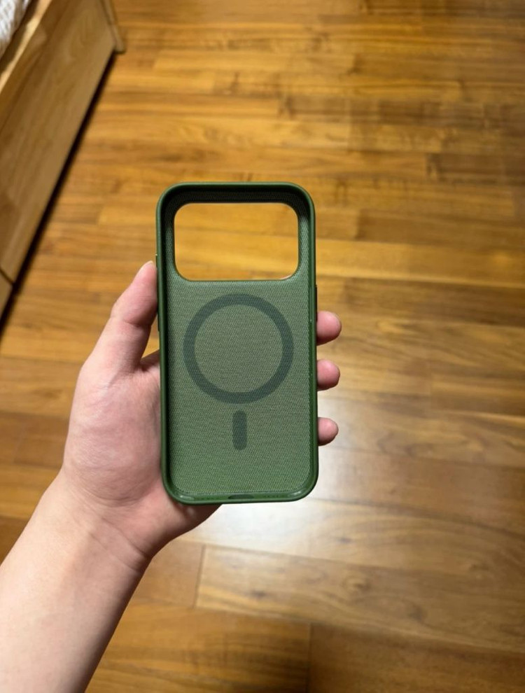 아이폰17프로 케이스 테크우븐 그린--3
