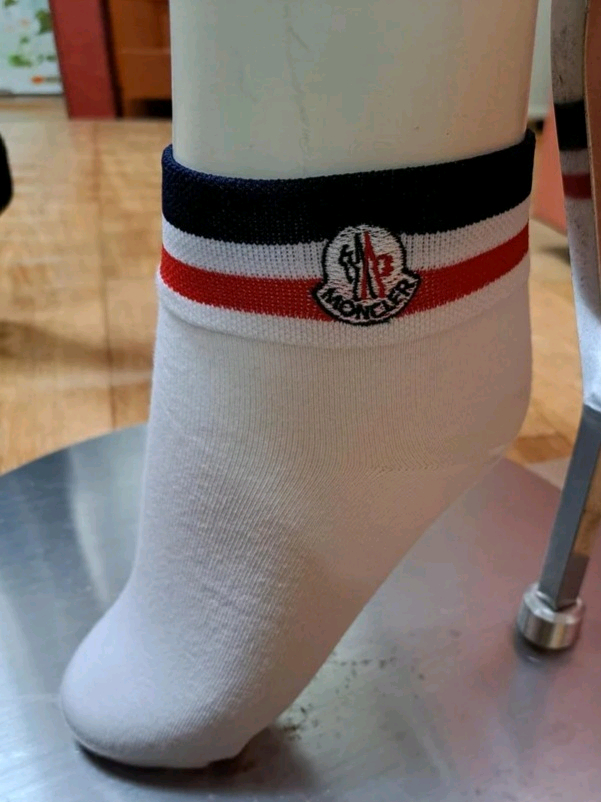 MONCLER 골프양말 5켤레 한세트--4