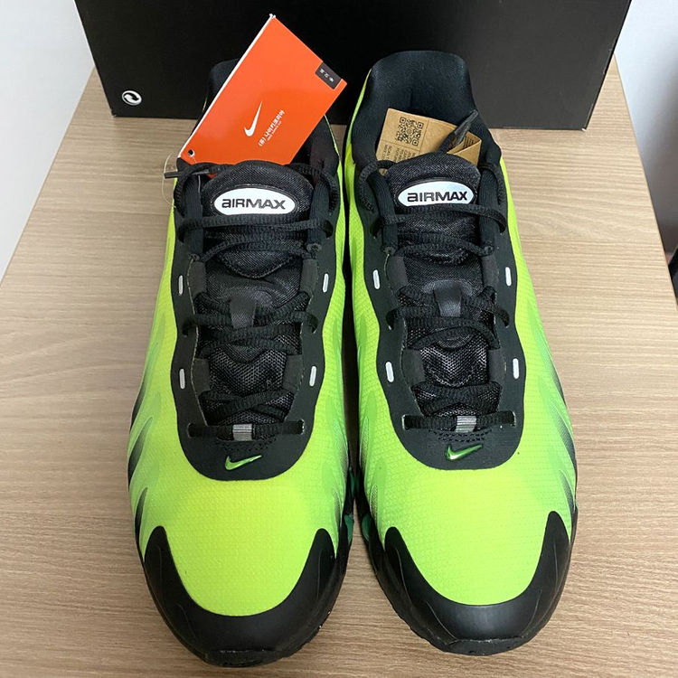 (새제품) 나이키 에어맥스 DN8 AMD 270mm 운동화 매장정품--2