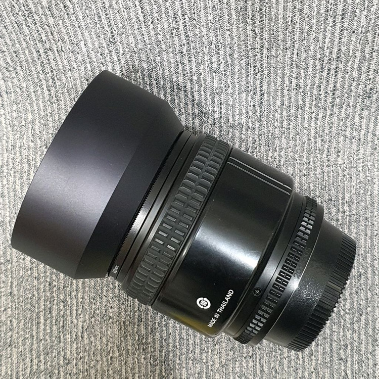 니콘 AF85mm f/1.8D 렌즈 (박스풀)--4