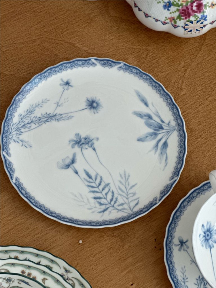 단종된 일본산 노리다케 홍차잔 접시 세트 이미지