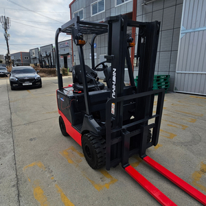 배터리 2019년식 니찌유 신형 좌식 1.5톤 전동지게차 3m 550만