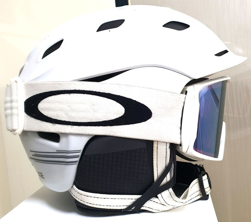 스미스 스키보드 벤티지 헬맷,오클리 라인마이너 고글--1