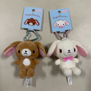 산리오 하트카라비너 슈가바니즈 시로우사 쿠로우사 인형 키링 이미지