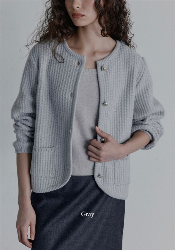 엘로주 소피 라쿤 콩단추가디건 그레이 셋업 2회착용--3