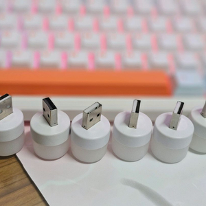usb 미니전등 팝니다