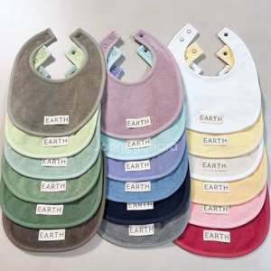 얼쓰빕 턱받이 새상품