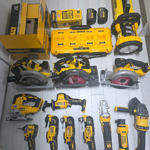 디월트 풀세트 위크라이트 써치 DCL079 직쏘 컷쏘 그라인더 멀티커터 스킬 월커터 임팩 해머 드릴 실타카