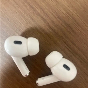 애플 에어팟 프로2 씨타입 왼쪽 유닛 이미지