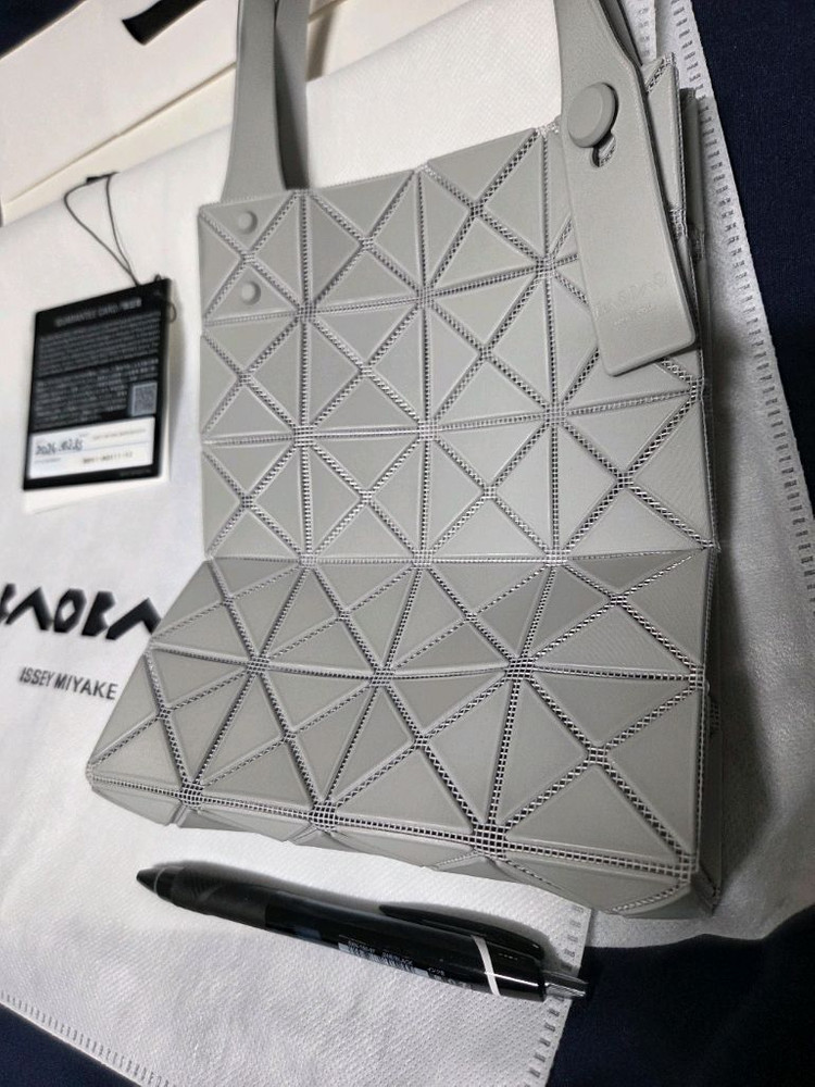 바오바오 프리즘 플러스 미니 토트백 신품--2