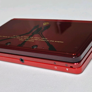 닌텐도 3DS 건담 샤아 아즈나블 에디션