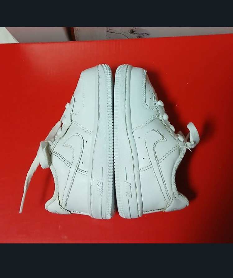 나이키키즈 에어포스140운동화 거의 새거--5