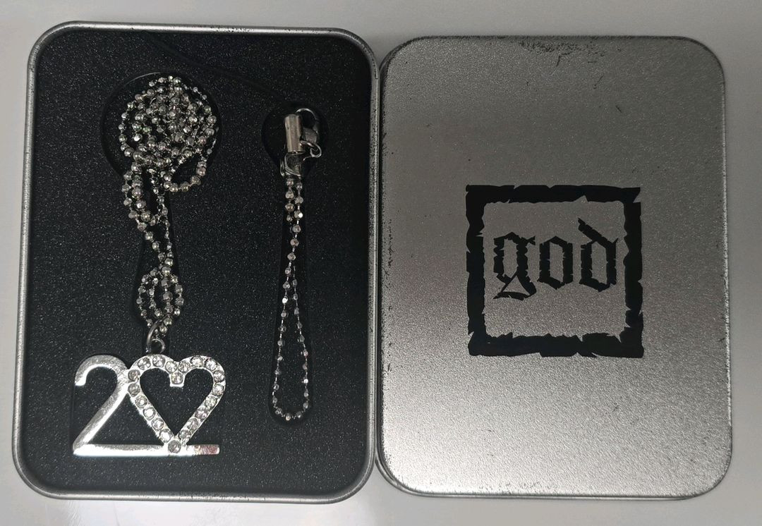 <일괄판매>지오디 굿즈 필름 토이카메라+응원봉슈슈+베베지오디+ 투러브 악세사리+쏠곰--4