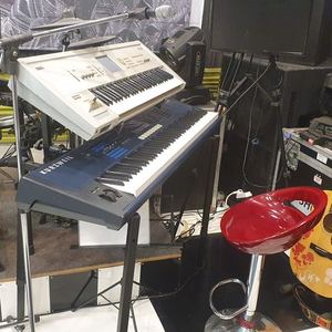 커즈와일(KURZWEIL) PC3 LE8 + 코르그(KORG) TRITON 61+ IMI-2단 스텐드