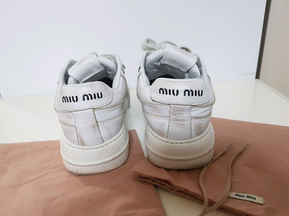 미우미우 블리치드 스니커즈 이미지