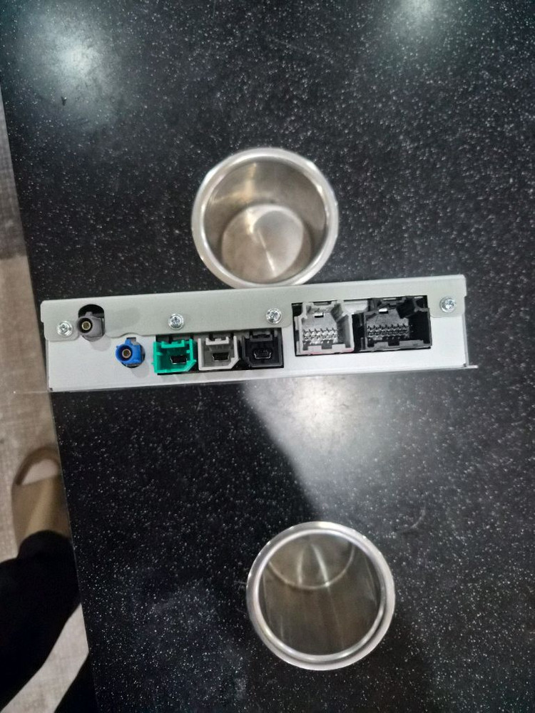 카마로 6세대 네비 모듈 이미지