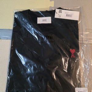 아미 하트 로고 반팔티 블랙 화이트 (L)