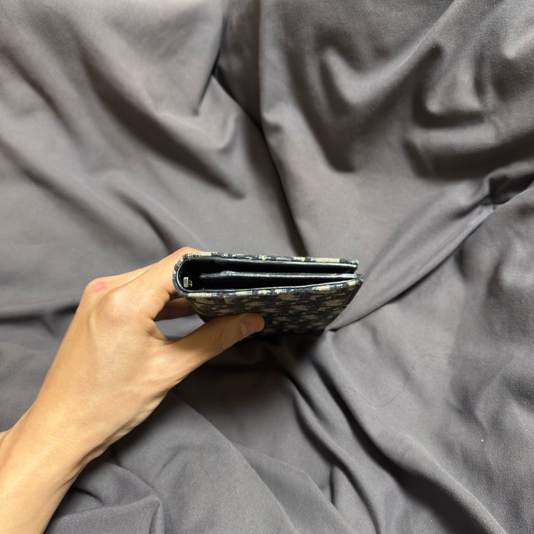 디올 오블리크 장지갑 이미지