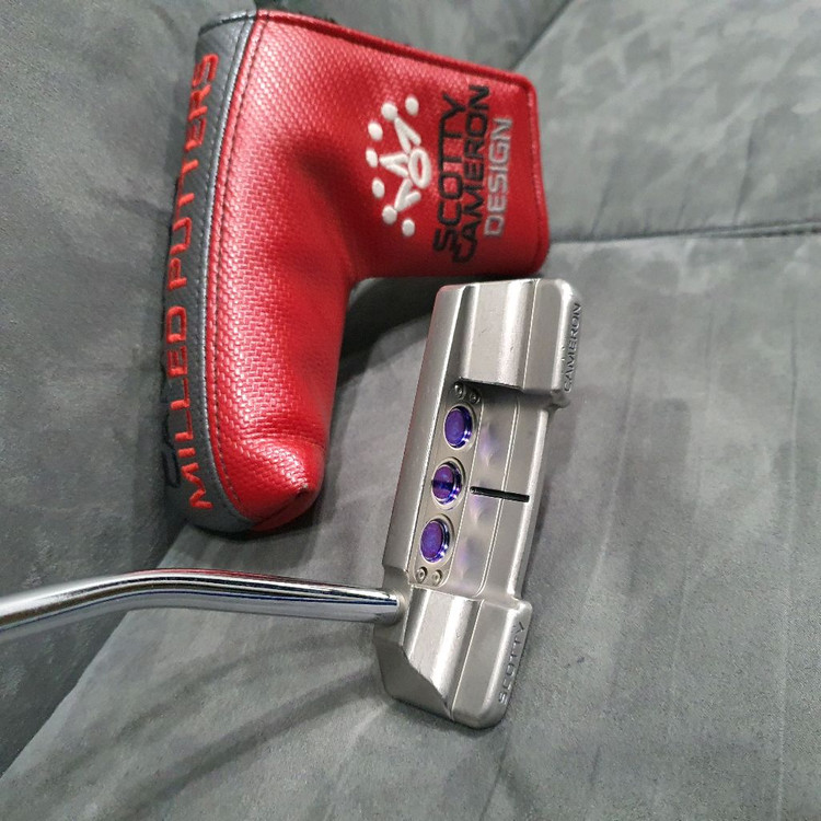 [스카티카메론]뉴포트2 노치백 34인치 퍼터 국내정품(그립 하나더 드림) 이미지