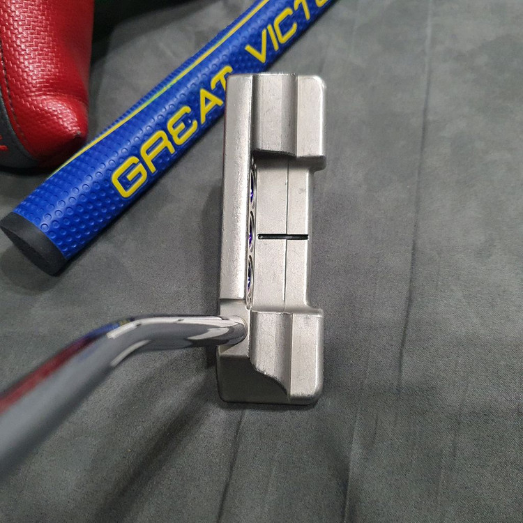 [스카티카메론]뉴포트2 노치백 34인치 퍼터 국내정품(그립 하나더 드림) 이미지