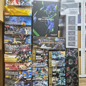 MG,RG,HG 건담 프라모델 건프라 반다이 프라모델 판매 및 교환