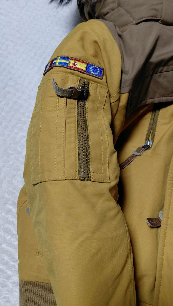 키즈 아이더 패딩 120~130Y--6