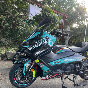 티맥스560 23년식 76xx 풀튜닝 판매합니다 이미지