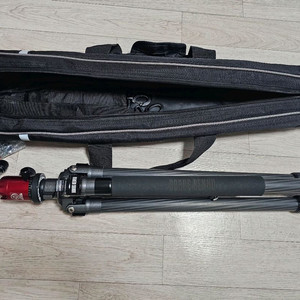 호루스벤누 C - 2830 V 삼각대 팝니다.(볼 헤드포함)