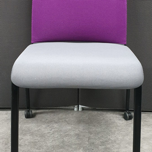스틸케이스 회의용 REPLY 의자