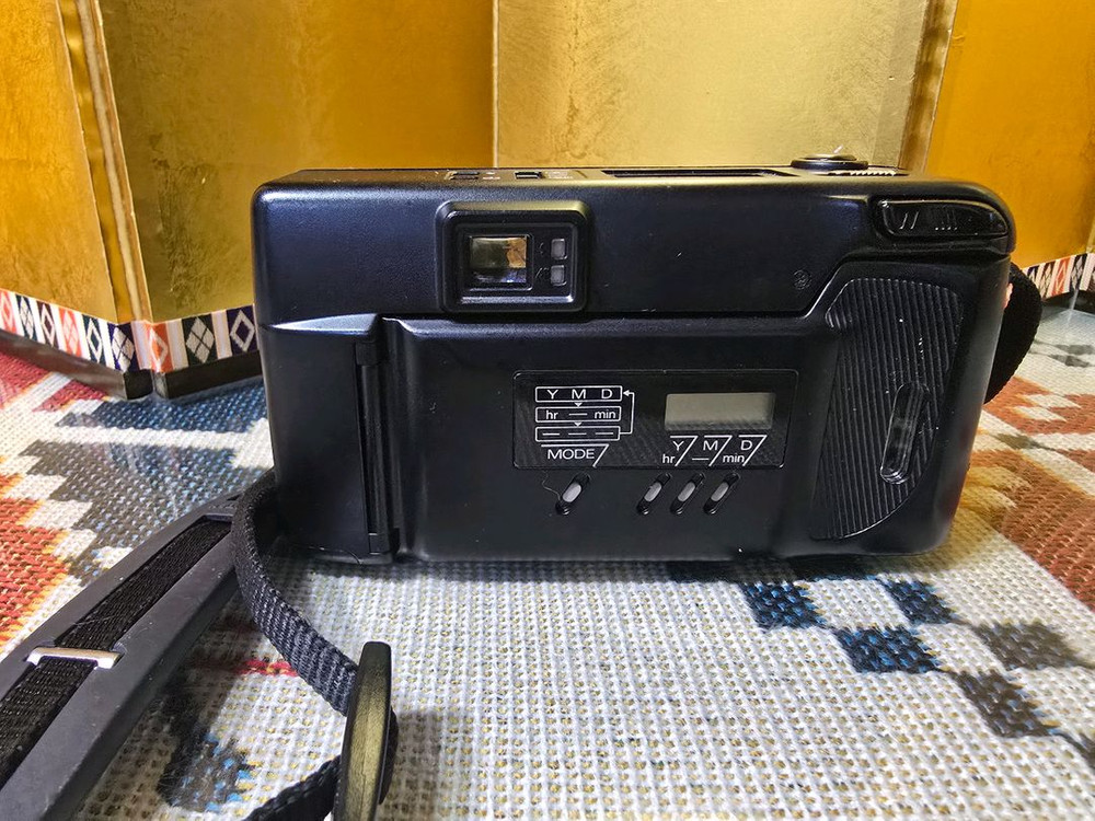니콘 TW zoom 자동필름카메라 이미지