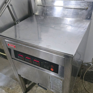 튀김기 린나이 도시가스 업소용 31L 근처배송 이미지