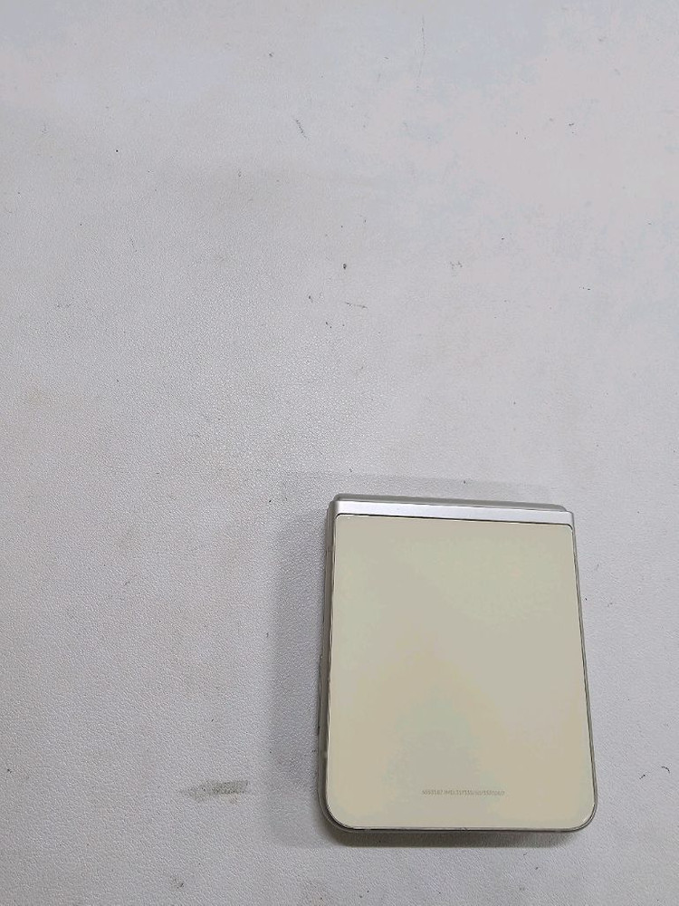 갤럭시 Z플립3 크림 무잔상--3