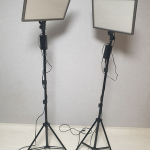 룩스패드 43H 방송용 조명