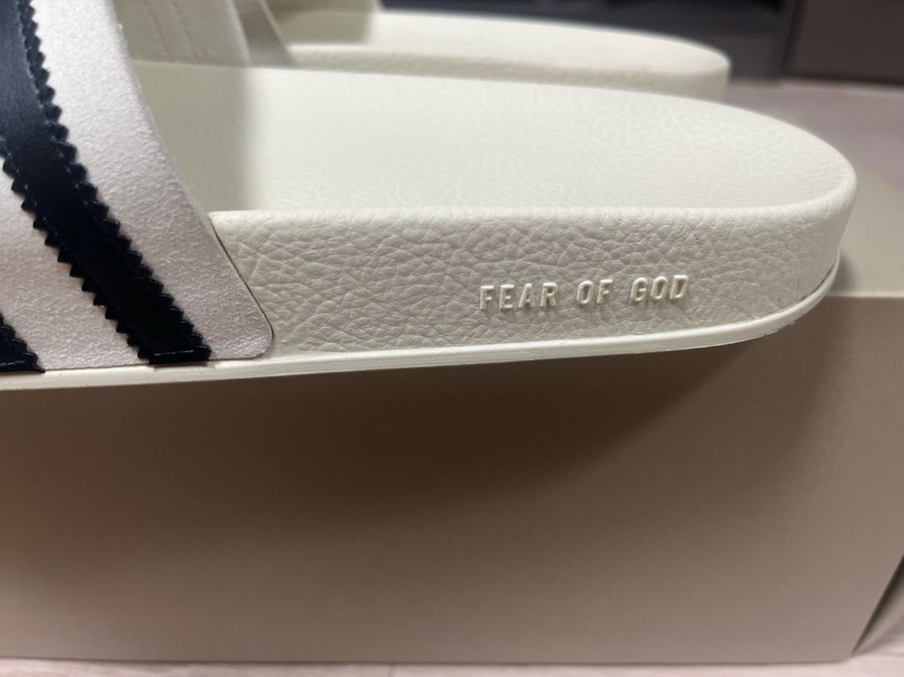 피어오브갓 x 아디다스 / 아딜렛 슬라이드 슬리퍼 / 265--2