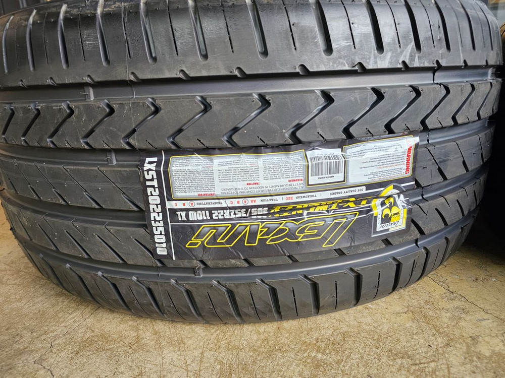 포르쉐 마칸 EV 일렉트릭 GTS 신형 스타일 22인치 신품휠타이어 이미지